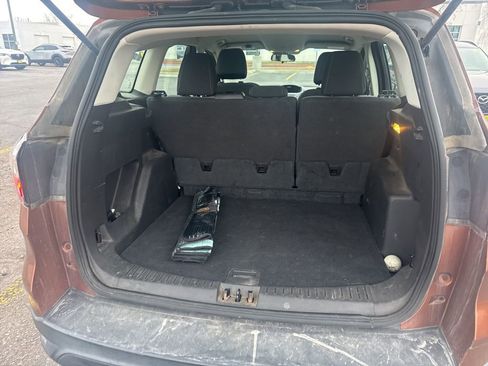 Used 2017 Ford Escape S image 6