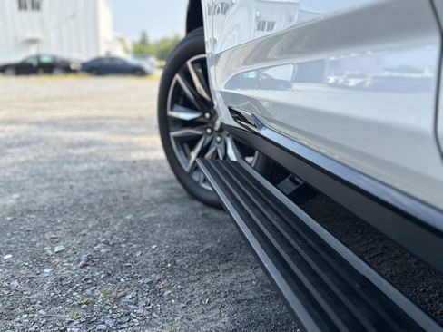 Used 2021 Cadillac Escalade Sport w/ Driver Assist Tech Package image 10