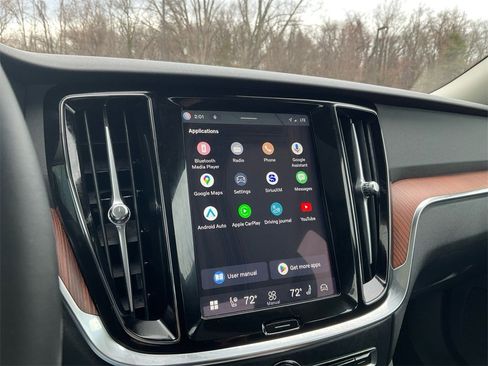 Certified 2025 Volvo S60 B5 Plus image 21