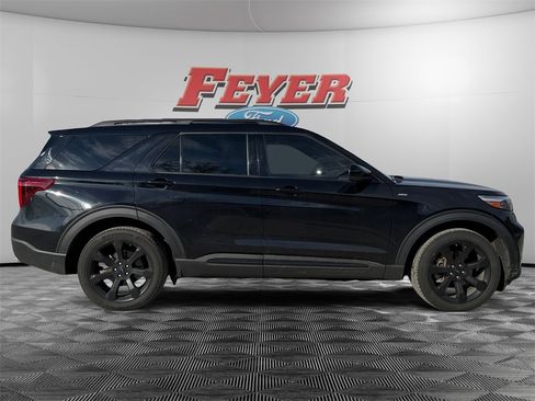 Certified 2023 Ford Explorer ST-Line w/ Class IV Trailer Tow Package image 5