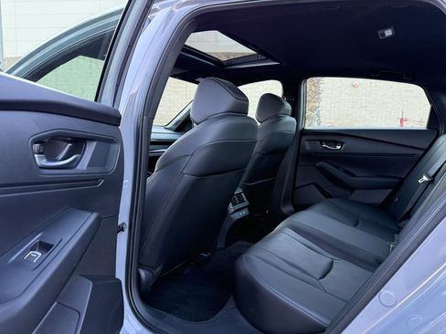 Used 2025 Honda Accord Sport image 19