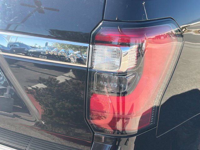 Used 2019 Ford Expedition Max Limited w/ Equipment Group 301A RWD image 34