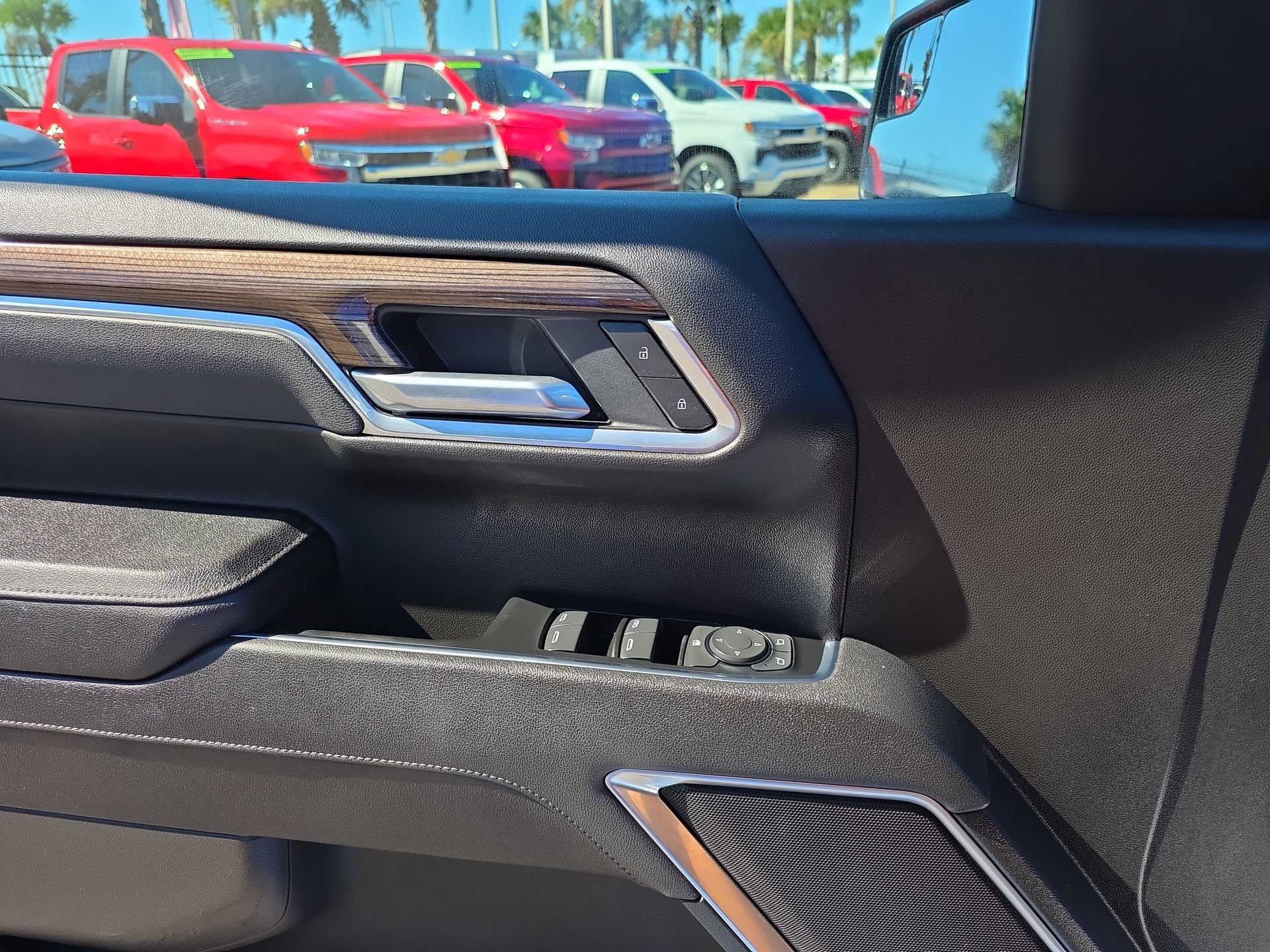 Used 2026 Chevrolet Silverado 1500 RST RWD image 30