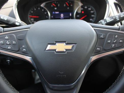 Used 2024 Chevrolet Equinox LT AWD/4WD image 13