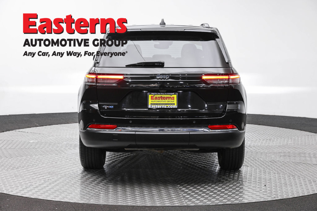 Used 2023 Jeep Grand Cherokee 4WD 4xe image 7