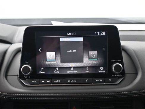 New 2026 Nissan Rogue S image 3