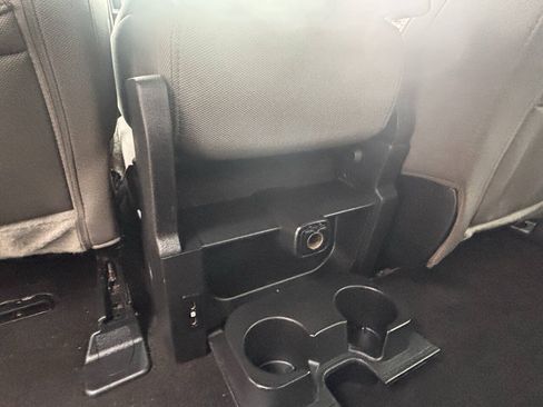 Used 2019 Ford F150 XLT w/ Equipment Group 302A Luxury AWD/4WD image 23