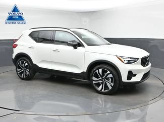 New 2026 Volvo XC40 B5 Plus w/ Climate Package AWD/4WD video 1