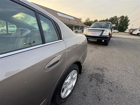 Used 2002 Nissan Altima 2.5 S image 14
