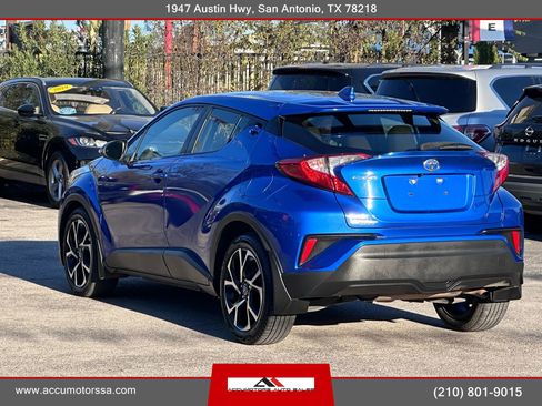 Used 2019 Toyota C-HR XLE image 9