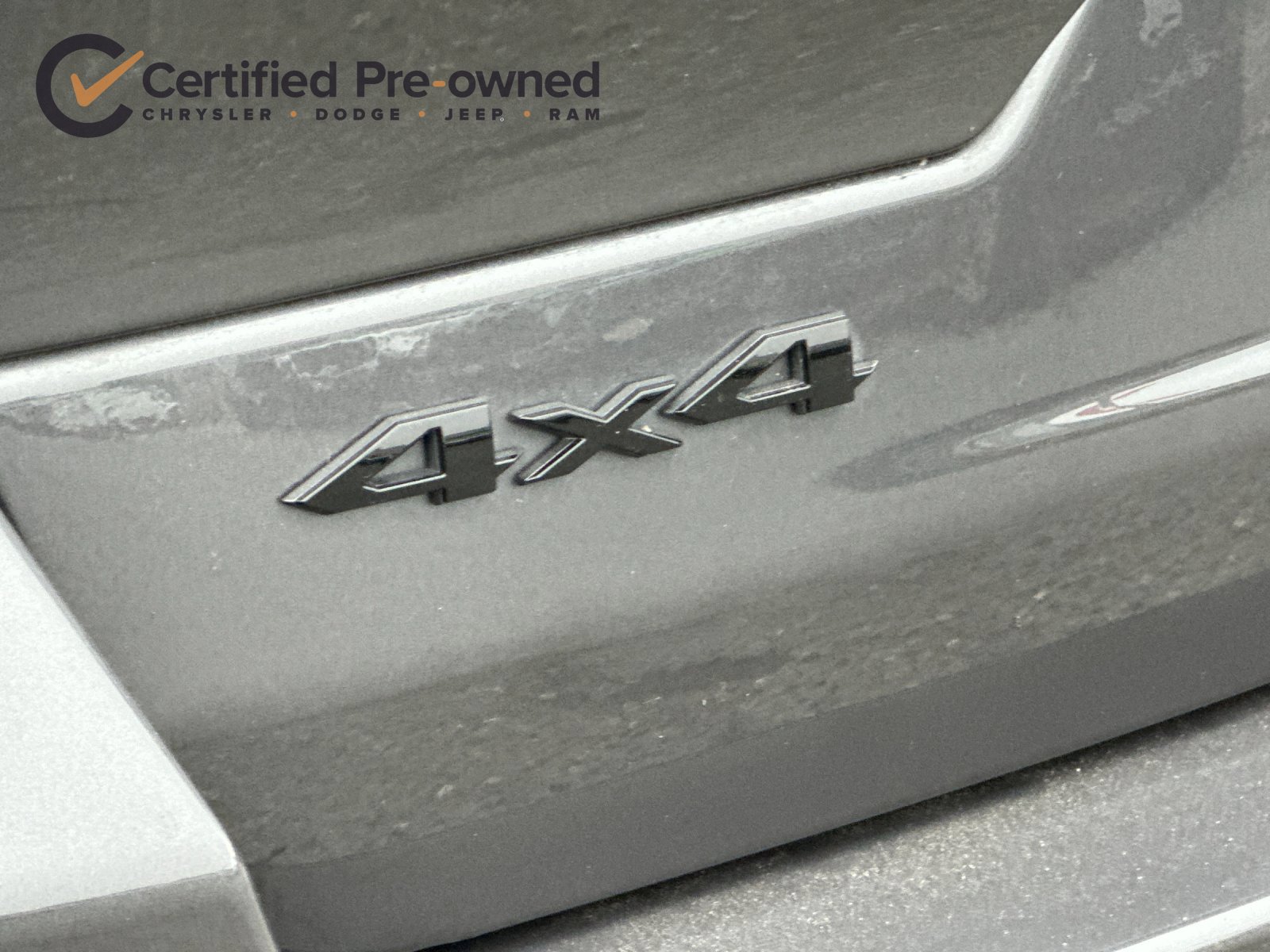Used 2023 Jeep Grand Cherokee Altitude AWD/4WD image 27
