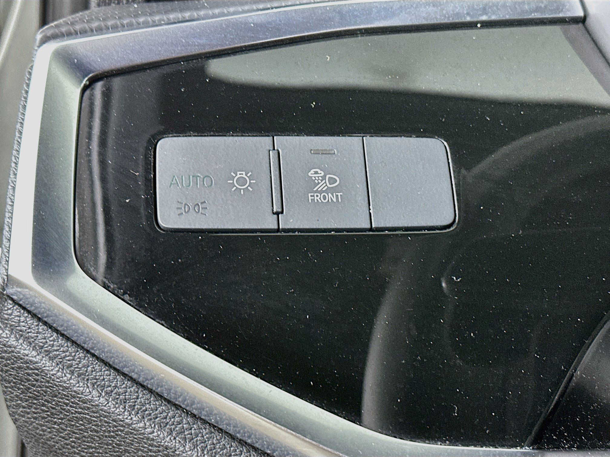 Used 2025 Audi Q3 2.0T Premium AWD/4WD image 17