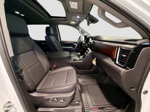 New 2026 GMC Sierra 1500 Denali w/ Denali Reserve Package image 25