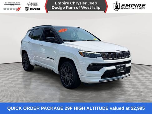 Used 2023 Jeep Compass High Altitude AWD/4WD image 1