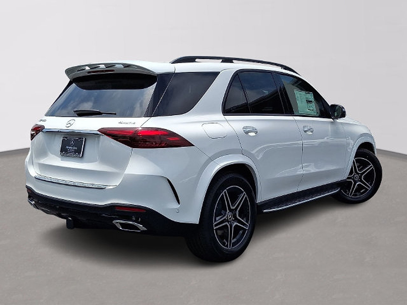 Used 2026 Mercedes-Benz GLE 450 4MATIC image 4