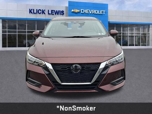 Used 2022 Nissan Sentra SV w/ All-Weather Package FWD image 2