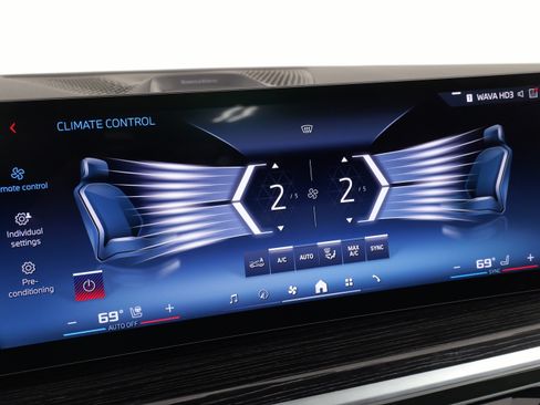 Used 2026 BMW X6 M60i w/ Executive Package AWD/4WD image 53