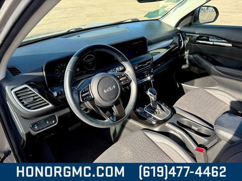Used 2024 Kia Seltos S image 9