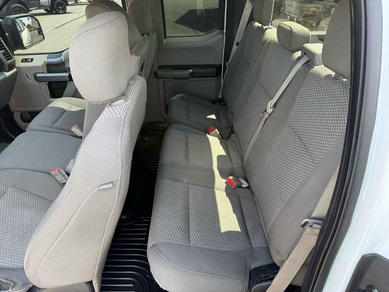 Used 2018 Ford F150 XLT w/ Equipment Group 302A Luxury AWD/4WD image 14