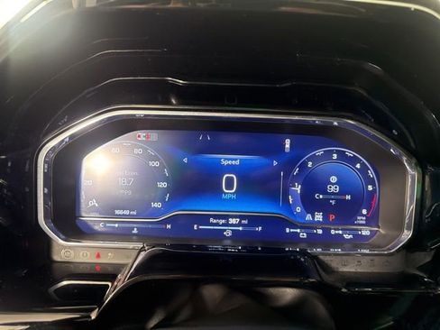 Used 2024 Chevrolet Silverado 1500 LT Trail Boss w/ Convenience Package II image 31