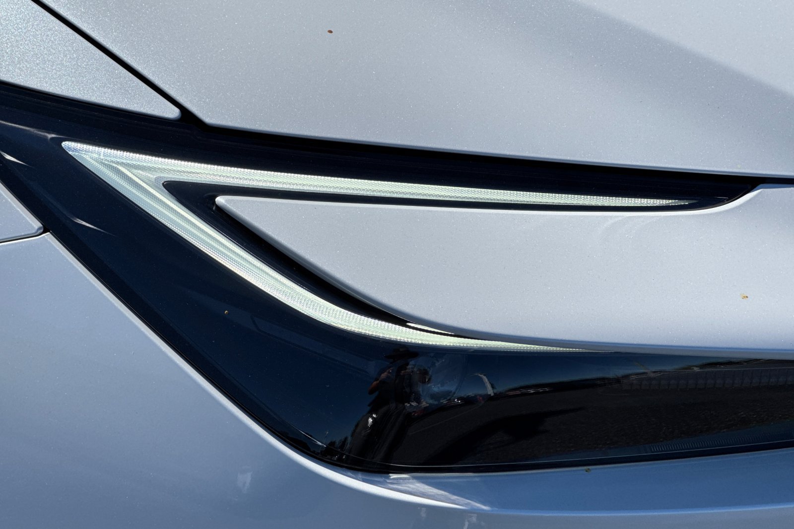 New 2027 Toyota Prius Limited AWD/4WD image 32