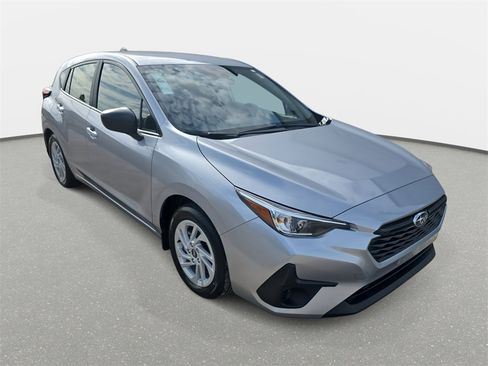 New 2025 Subaru Impreza 2.0i image 3