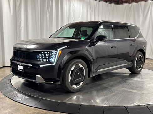 New 2026 Kia EV9 Land AWD/4WD image 1