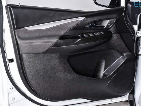 Used 2023 Chevrolet Bolt LT w/ Driver Confidence Package image 11