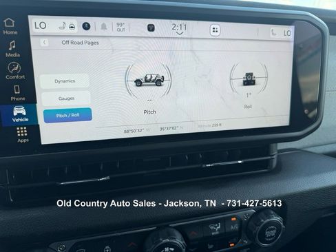 Used 2025 Jeep Wrangler Sport image 55