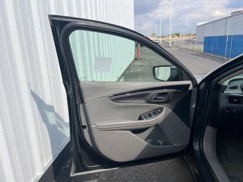 Used 2018 Chevrolet Impala LS image 13