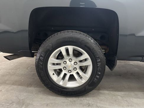 Used 2018 Chevrolet Silverado 1500 LT w/ All Star Edition AWD/4WD image 61