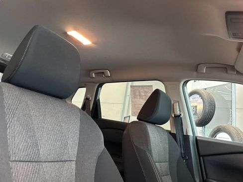 Used 2025 Nissan Rogue SV FWD image 19
