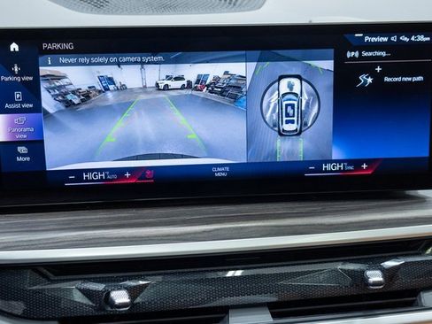 Certified 2023 BMW X7 xDrive40i w/ Premium Package image 16