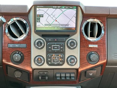 Used 2013 Ford F250 King Ranch w/ FX4 Off Road Pkg AWD/4WD image 22