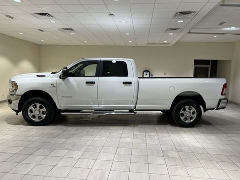 Used 2024 RAM 3500 Big Horn AWD/4WD image 2