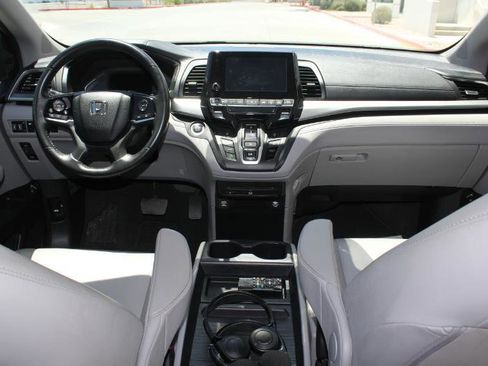 Used 2020 Honda Odyssey EX-L image 17