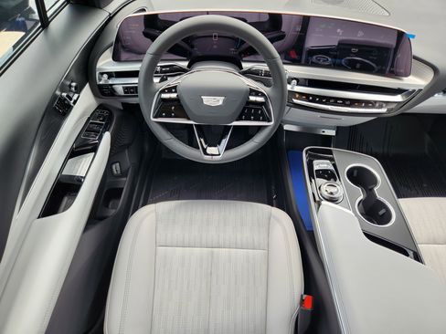 New 2025 Cadillac Lyriq Sport w/ LPO, Floor Liner Package RWD image 15
