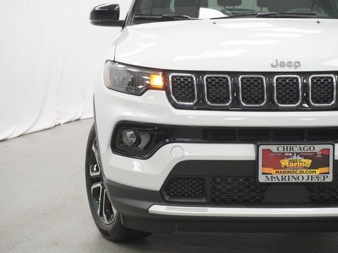 Certified 2024 Jeep Compass Limited w/ Sun and Sound Group image 8