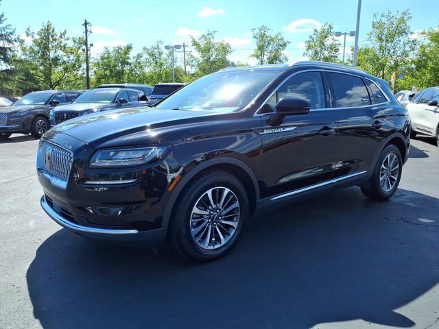 Certified 2023 Lincoln Nautilus AWD w/ Premium Package image 3