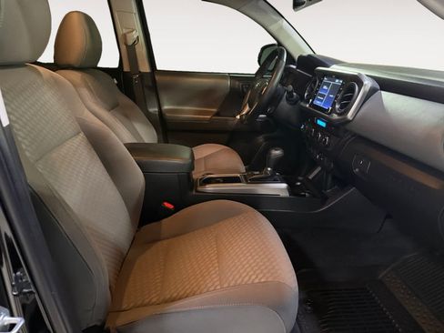 Used 2023 Toyota Tacoma SR5 w/ Technology Package AWD/4WD image 22