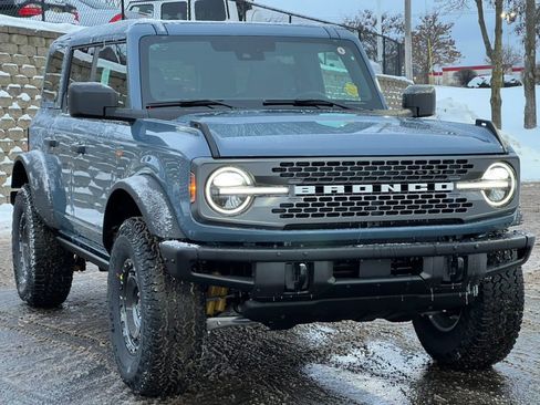 Used 2025 Ford Bronco Badlands w/ Sasquatch Package AWD/4WD image 40