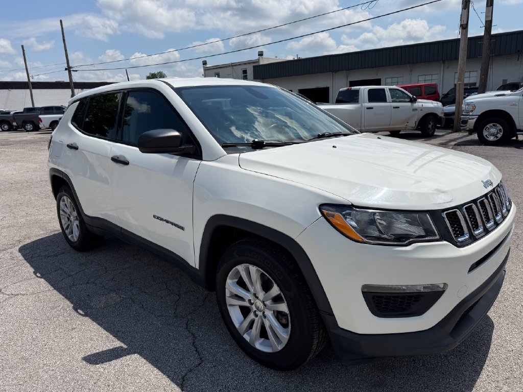 Used 2018 Jeep Compass Sport FWD image 16