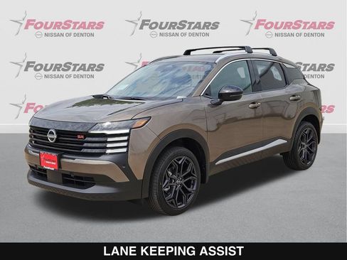 New 2026 Nissan Kicks SR FWD image 9