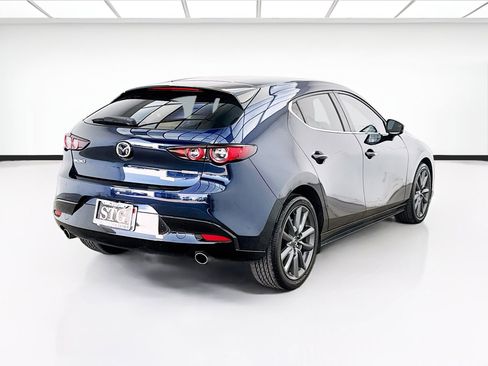 Used 2021 MAZDA MAZDA3 s FWD image 4