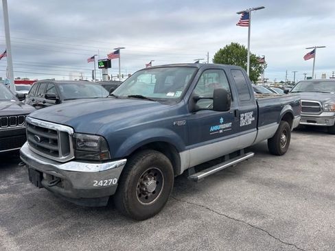 Used 2004 Ford F250 XL RWD image 1
