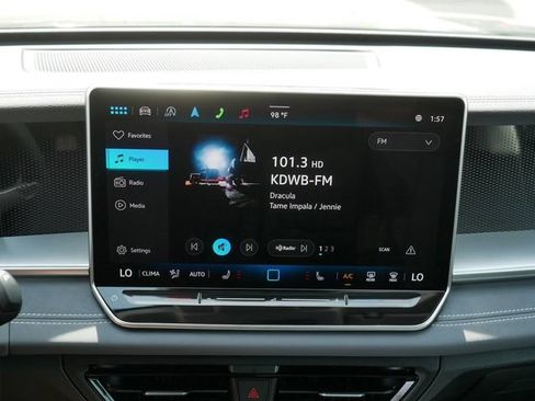 Certified 2025 Volkswagen Tiguan SE AWD/4WD image 28