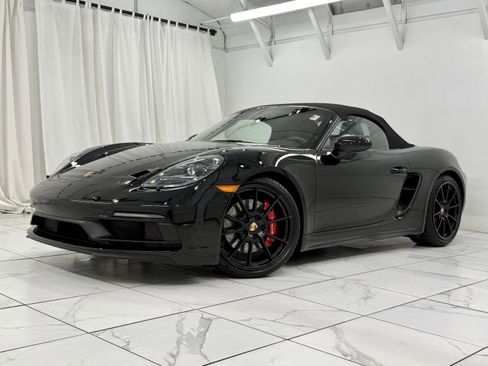 Certified 2025 Porsche 718 Boxster GTS image 6