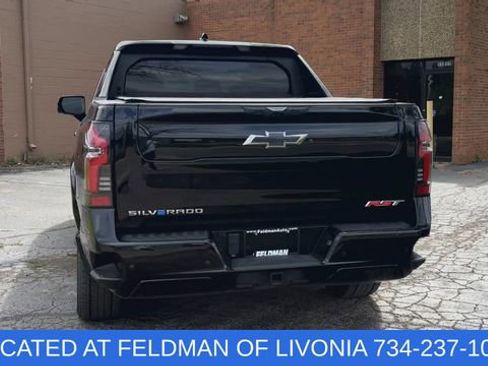Used 2024 Chevrolet Silverado EV RST AWD/4WD image 7