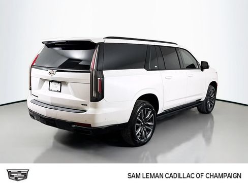 Used 2023 Cadillac Escalade ESV Sport w/ Touring Package AWD/4WD image 7