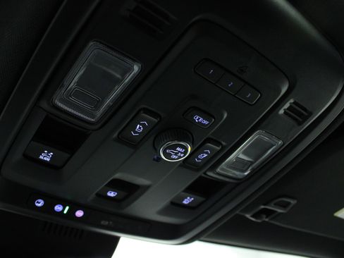 Used 2023 Chevrolet Tahoe RST w/ Luxury Package image 25